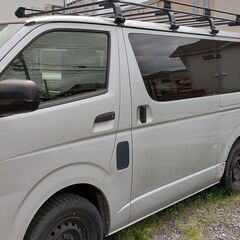 2011年12月 ハイエースバン DX ディーゼル 3000CC　4WD　５ドア　３人の画像