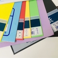 【まとめ売り】絵の具　アート用品　色画用紙の画像
