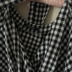【美品】チェックトップスの画像