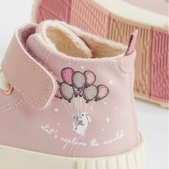 【決まりました】子供用靴(H&M 12.5cm)新品タグ付きの画像