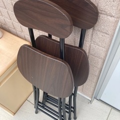 値下げしました！折りたたみ椅子　2脚セットの画像