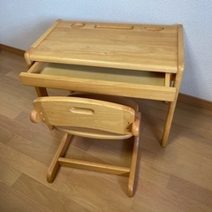 Buono デスク&テーブルチェア テーブルセット 子供用の画像