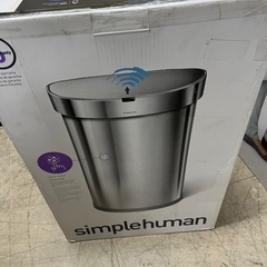 J2816  値下しました！　極美品！新品同様 simplehuman シンプルヒューマン 45L センサー式 赤外線 大容量ゴミ箱 新品参考価格34,980円の画像