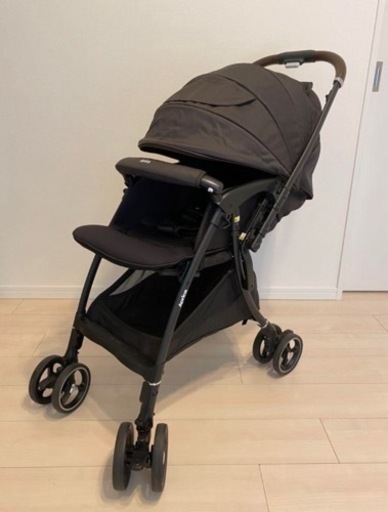 ラクーナクッションフリーAB/ベビーカー/アップリカ/（二子新地付近にて受け渡し可能）