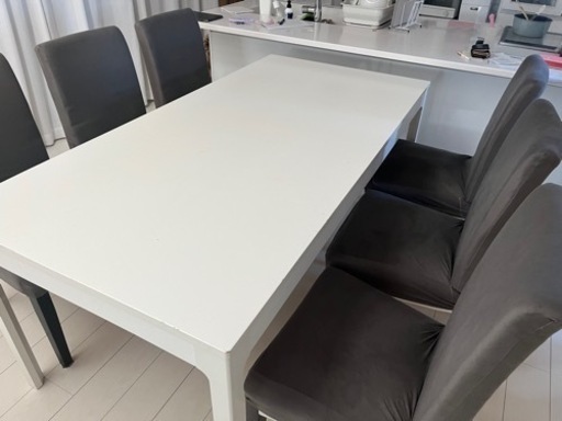 IKEA ダイニングテーブル 伸縮あり