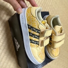adidas スニーカー　15cm