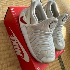 Nike スニーカー　15cmの画像