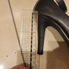 【箱入り美品】結婚式 パーティー 靴 パンプスの画像
