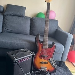 ベースとアンプセットの画像