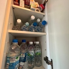 ニトリ　キッチンボード　食器棚の画像