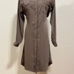 ロングシャツ　ブラウン系の画像