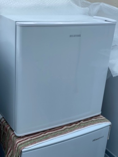 冷蔵庫　42L IRIS OHYAMA 2019年