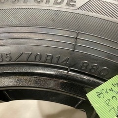 🚗【スタッドレスタイヤ】ヤリス/アクア/フィット5アルミ 付 【カー用品･ホイール買取アールワン田川】の画像