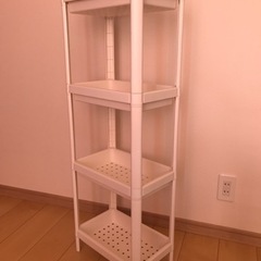 バスルーム用　プラスチックラック　ホワイト　中古の画像