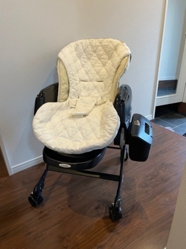 コンビ　オートスイング　ベビーラック