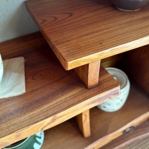 茶室用の飾り棚　無垢板使用の高級品