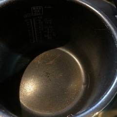 【値下げしました】炊飯器　10号炊き　外側は比較的綺麗ですの画像