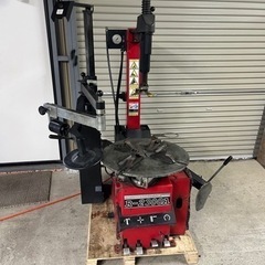 決まりましたタイヤチェンジャー バンザイタイヤ交換自動車整備