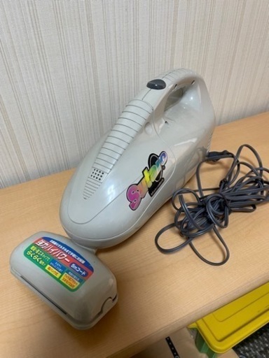 ハンディー掃除機