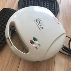 Hot sand maker ホットサンドメーカー新津興器の画像