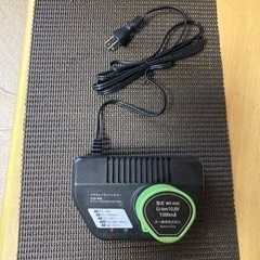 コードレス充電式枝切り草刈り機の画像