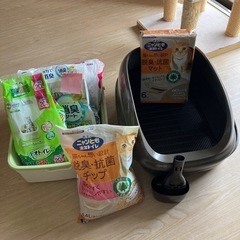 ニャンとも清潔トイレ✖️2とトイレ付属品