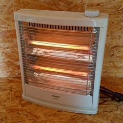 2018年製　山善電気ストーブ　DS-D087　動作確認済　電気...