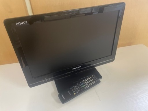 102000 シャープ19型液晶テレビ　2011年製