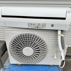 2016年製　日立エアコン　200V 14畳程度　4.0kw