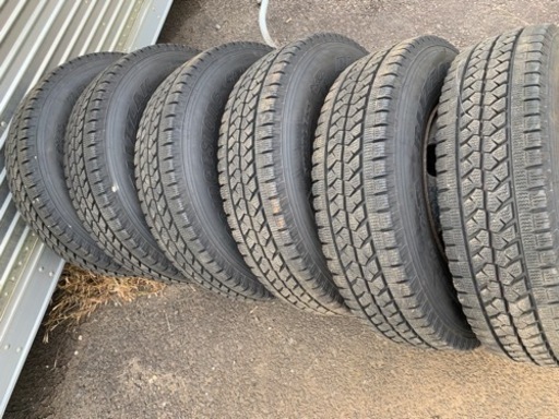 御成約㊗️激安トラックタイヤ●215/85/R16●スタッドレス●ブリジストン●6本セット●平成26年製