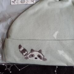 新品 ユニクロ ベビー帽子  グリーンの画像