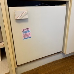 一段の冷蔵庫