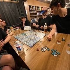 本日19時よりボドゲ会！現在20名ほど集まってます - 友達