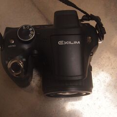 デジカメ２６ミリー５２０ミリ・単三乾電池使用