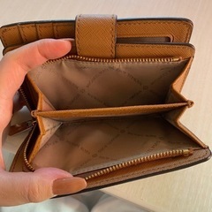 マイケルコース　二つ折り財布　ブラウン　①の画像