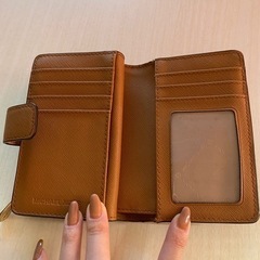 マイケルコース　二つ折り財布　ブラウン　①の画像