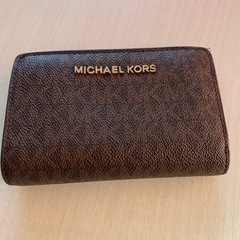 マイケルコース　二つ折り財布　ブラウン　①