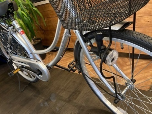 【美品！】LEDダイナモ　24インチ自転車　シルバー