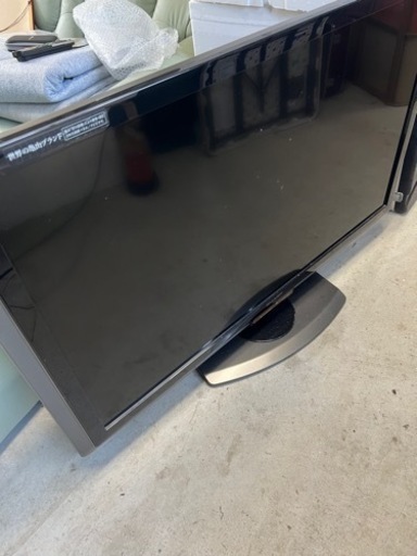 液晶テレビ　SHARP AQUOS