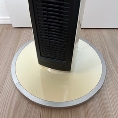 値下げ　コイズミ ホット＆クール タワー 扇風機 人感センサー KHF1232W | ココニアル HOT＆COOL 自動首振り タイマー リモコン スリム セラミックヒーター 電気 ファンヒーター 梅雨 KOIZUMI 小泉成器の画像