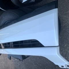 ハイエース　レジアスエース　200系　スーパーGL  フロントグリルの画像