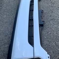 ハイエース　レジアスエース　200系　スーパーGL  フロントグリルの画像