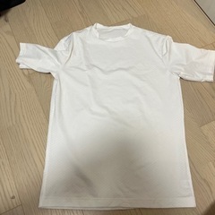 メッシュのTシャツ