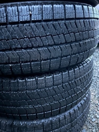 購入者決定。ブリヂストン　VRX2  195/65R15 4本　バリ山