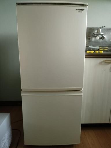 SHARP　冷蔵庫