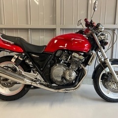 ⭐️CB400SF⭐️車検ロング🉐格安コミコミ
価格🉐