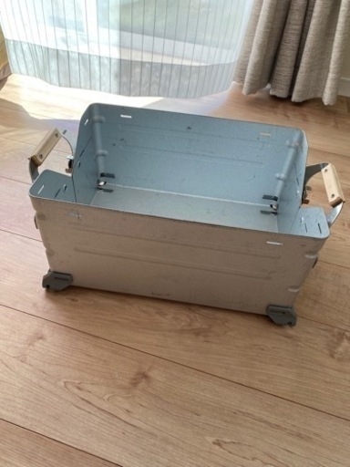 スノーピーク　シェルフコンテナ 25 と自作天板とスタンド