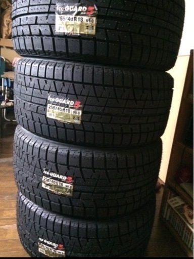 新品　ヨコハマ　スタッドレス　18インチ