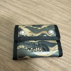ノースフェイスの財布　あげます