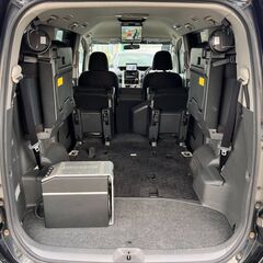 神奈川【自社ローン】保証人無可★全国対応★ヴォクシー【ZS煌 黒】社外１８インチＡＷ／両側パワスラ／ＡＬＰＩＮＥフリップダウンモニター／ＡＬＰＩＮＥ後席スピーカー／車高調／／ＡＬＰＩＮＥウーハー／パドルシフト／走行中ＴＶ可／バックカメラ／ＥＴＣ／カロッツェリアナビの画像